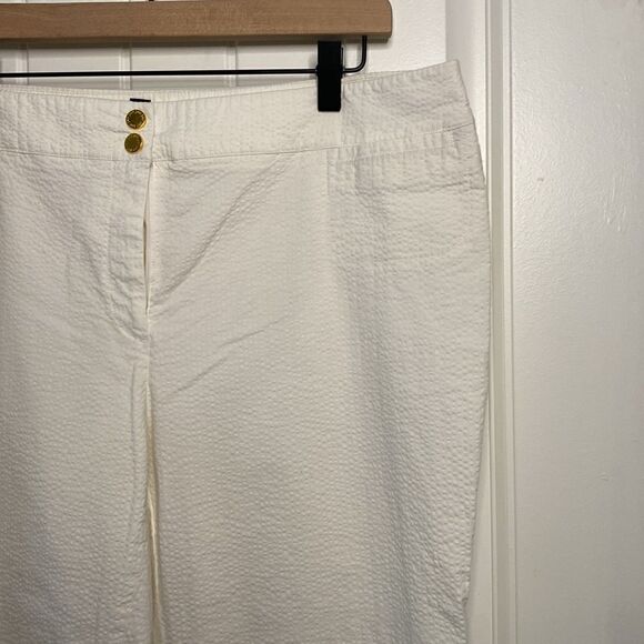 Jones New York Textured White Cropped Leg Stretch Pants - Picture 2 of 10